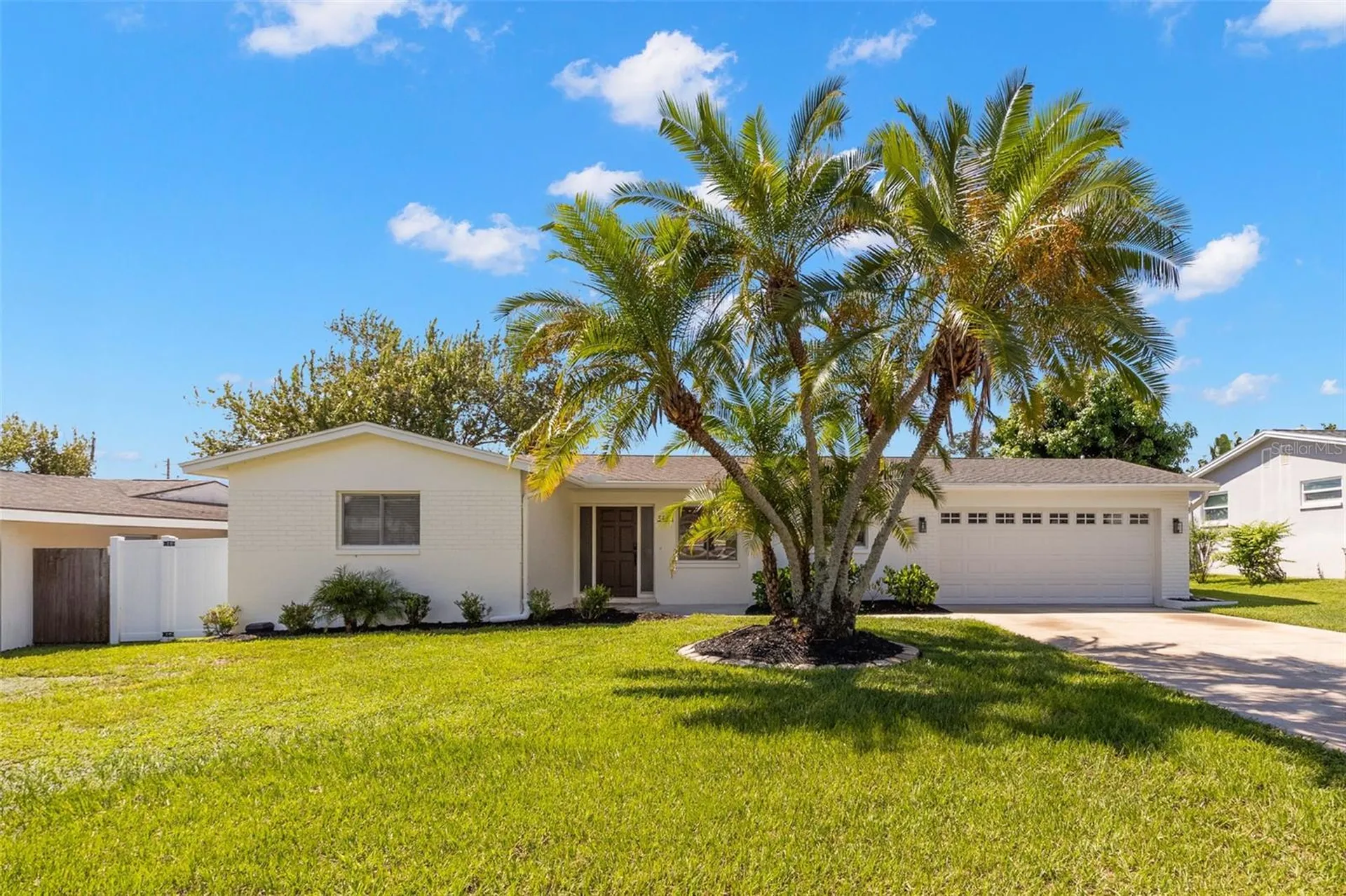 3488 Shady Bluffs Drive Largo FL 33770