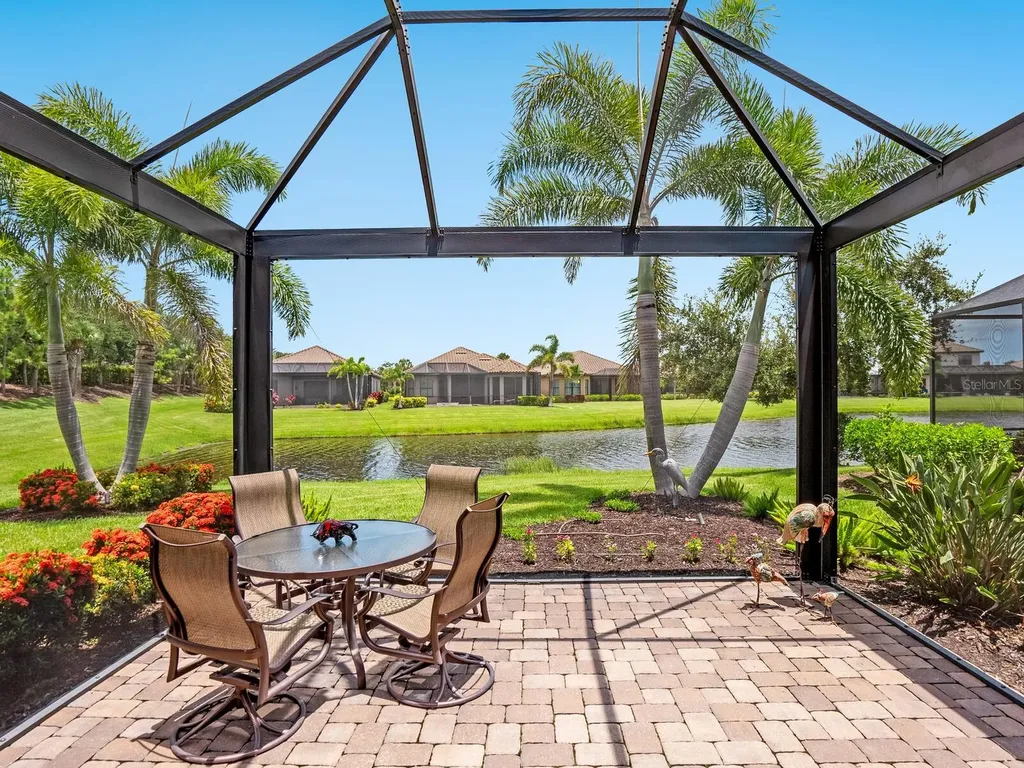 8700 Trattoria Terrace Sarasota FL 34238