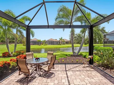 8700 Trattoria Terrace Sarasota FL 34238