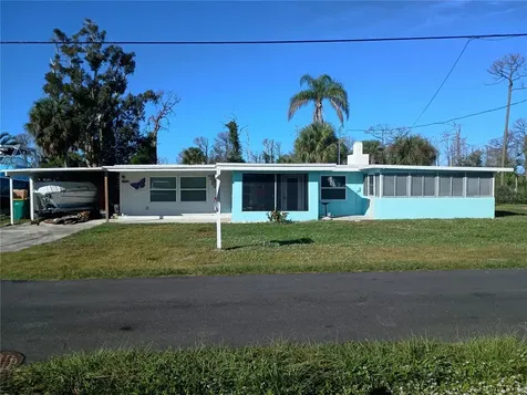 2060 S Pine Street Englewood FL 34224