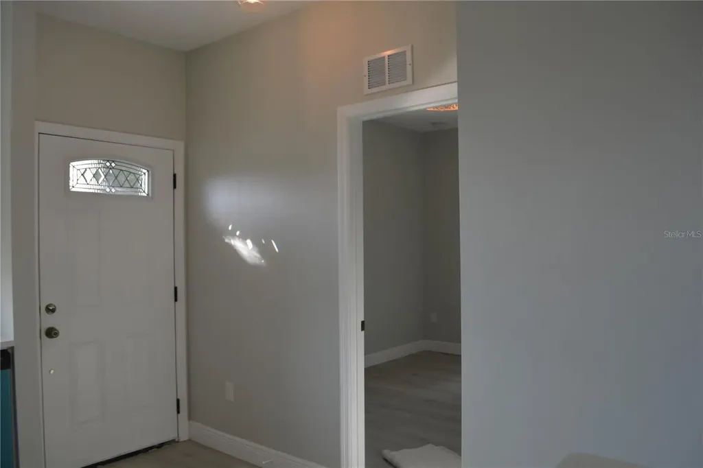 2221 Sipes Avenue Sanford FL 32771