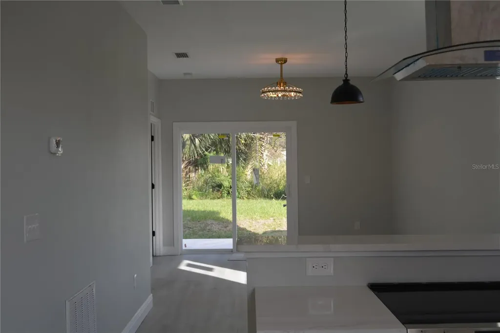 2221 Sipes Avenue Sanford FL 32771