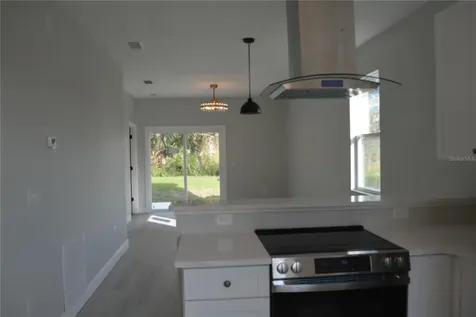2221 Sipes Avenue Sanford FL 32771
