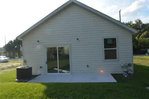 2221 Sipes Avenue Sanford FL 32771