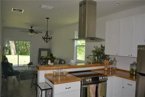 2221 Sipes Avenue Sanford FL 32771