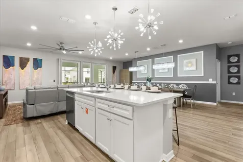 2210 Lelani Circle Davenport FL 33897