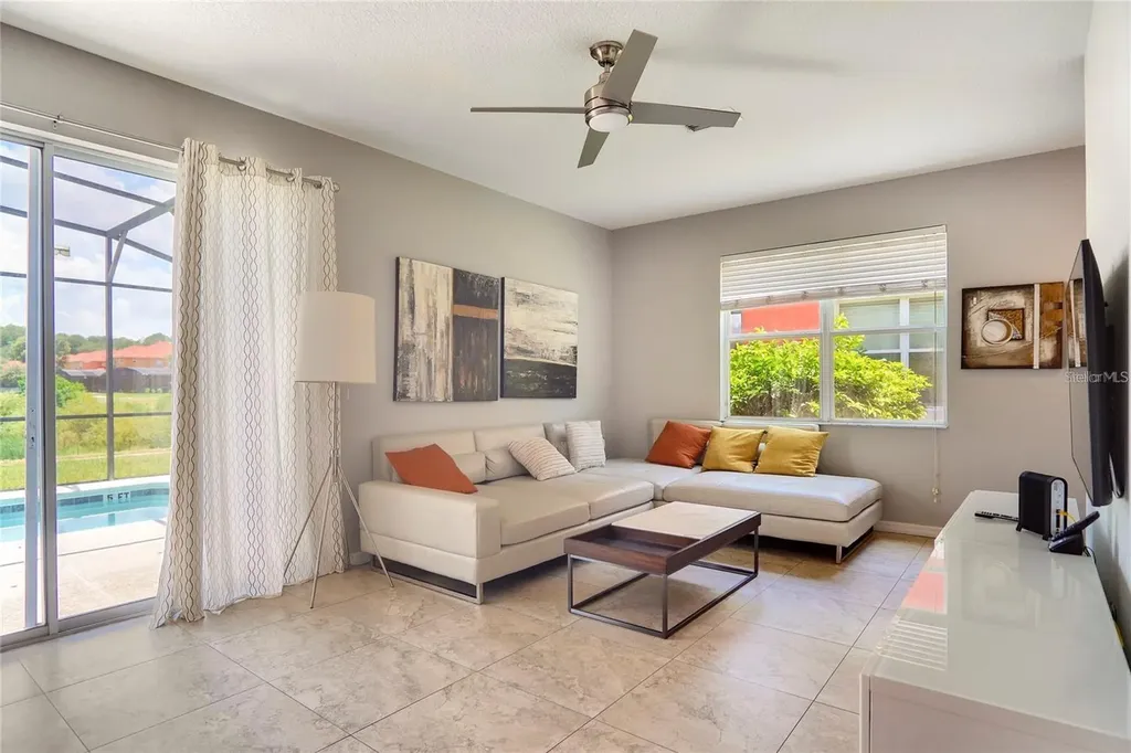 491 Las Fuentes Drive Kissimmee FL 34746