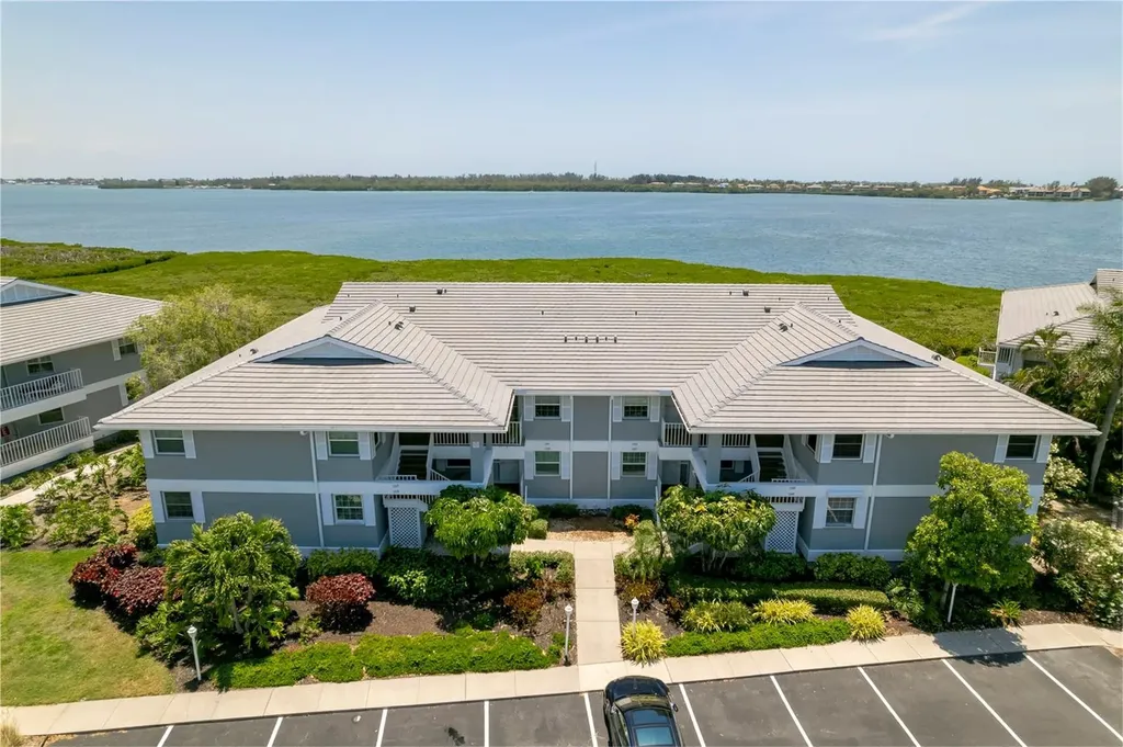 1343 Perico Point Circle Bradenton FL 34209