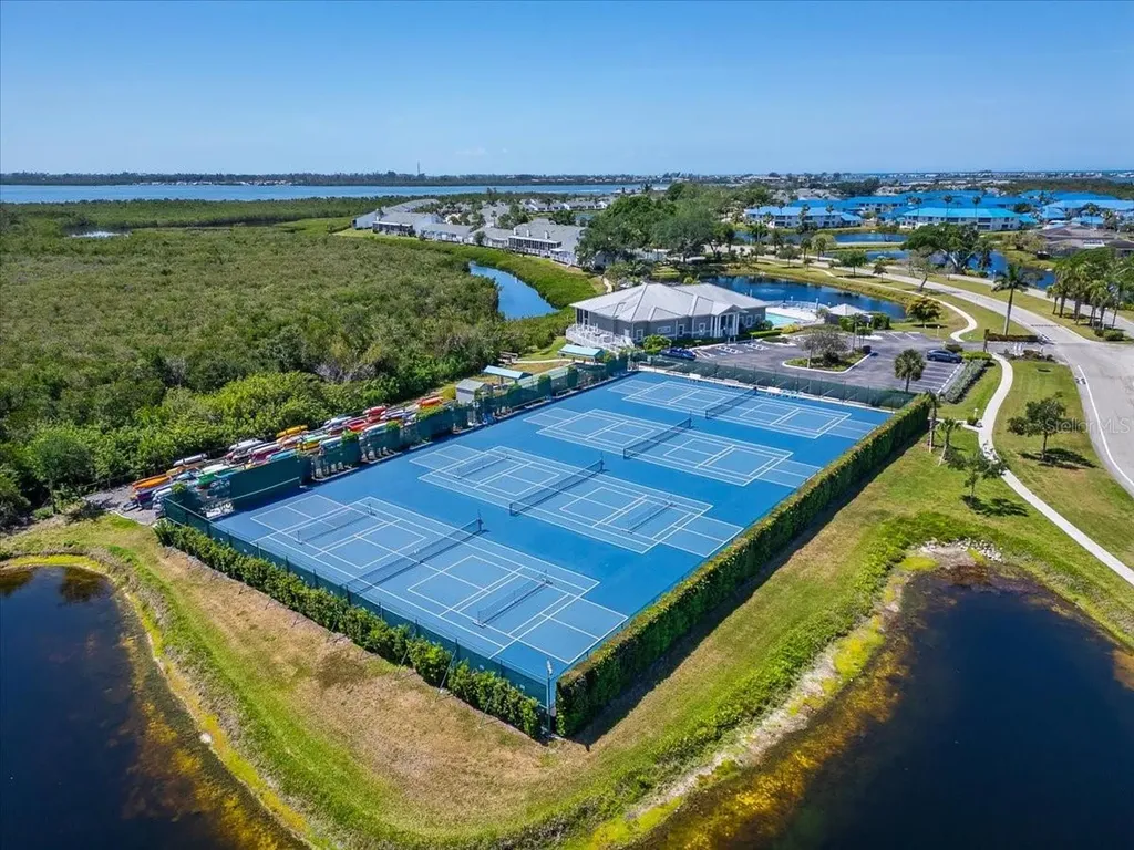 1343 Perico Point Circle Bradenton FL 34209