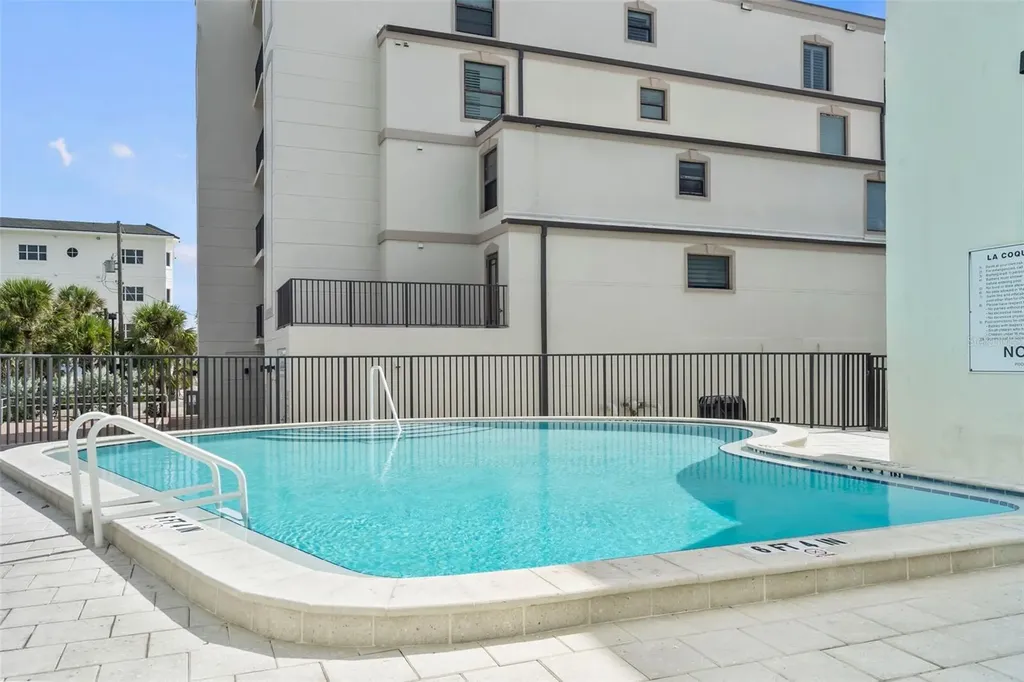 2810 N Beach Road Englewood FL 34223