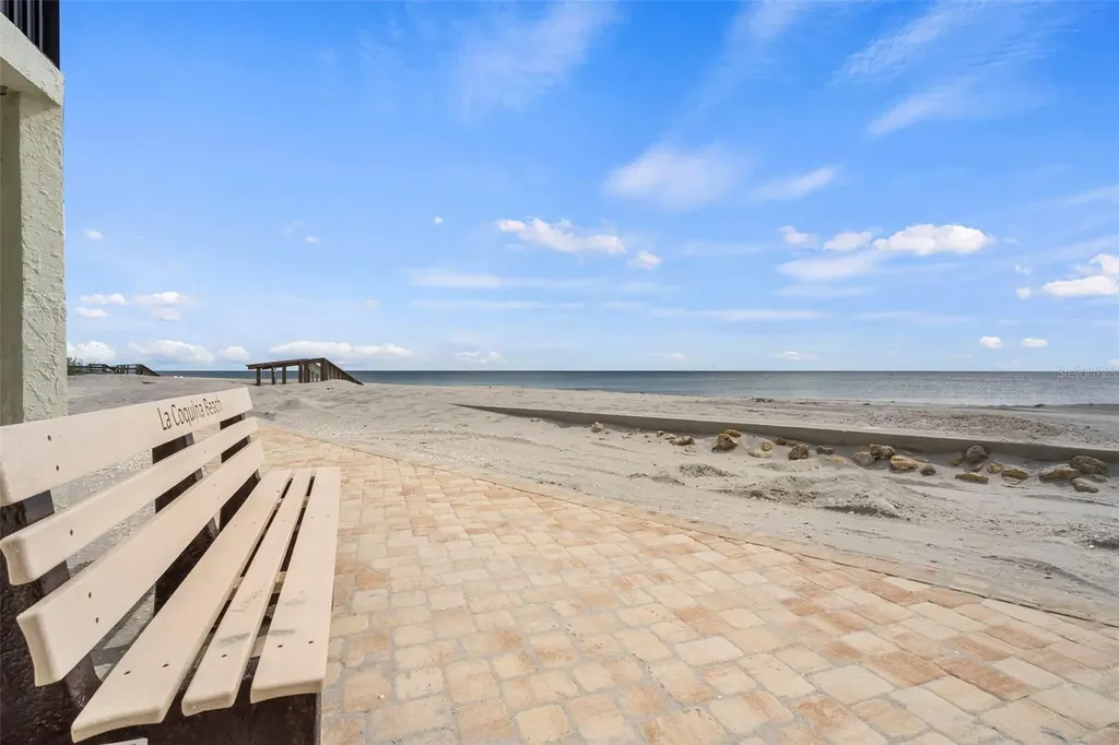 2810 N Beach Road Englewood FL 34223