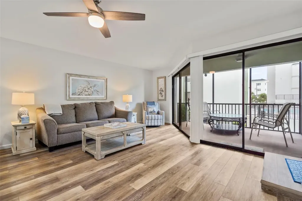 2810 N Beach Road Englewood FL 34223