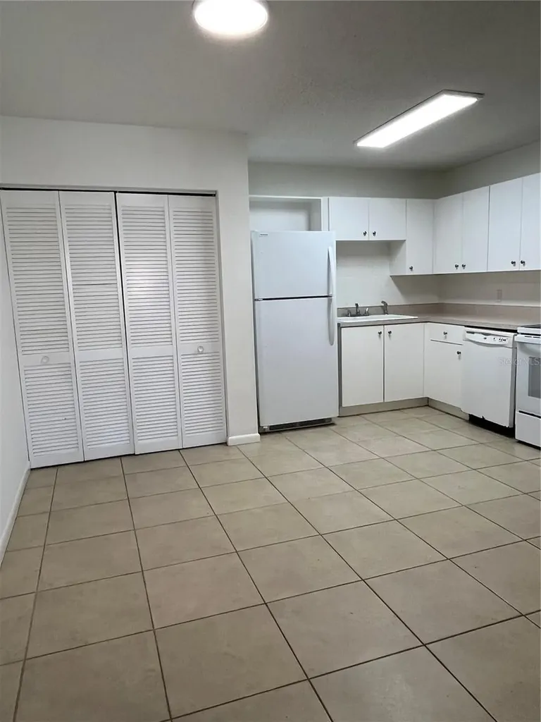 813 Hope Avenue New Smyrna Beach FL 32169