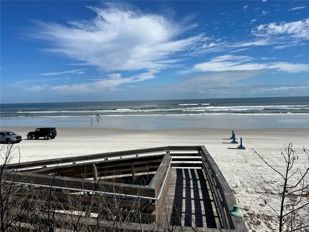 813 Hope Avenue New Smyrna Beach FL 32169