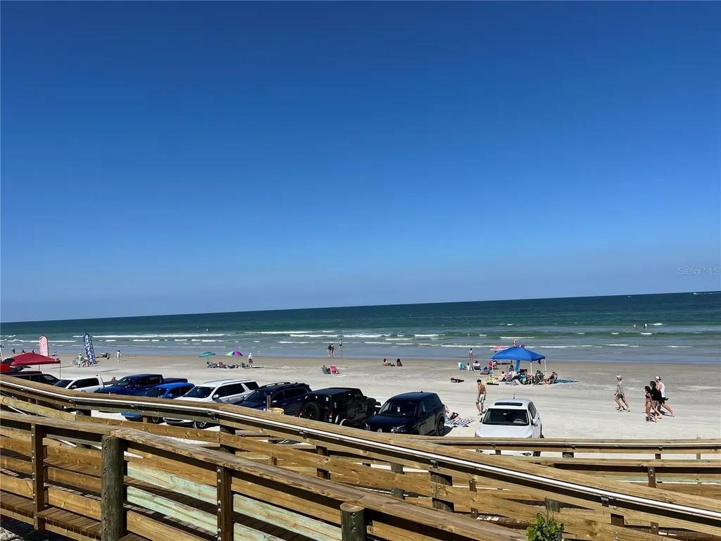 813 Hope Avenue New Smyrna Beach FL 32169