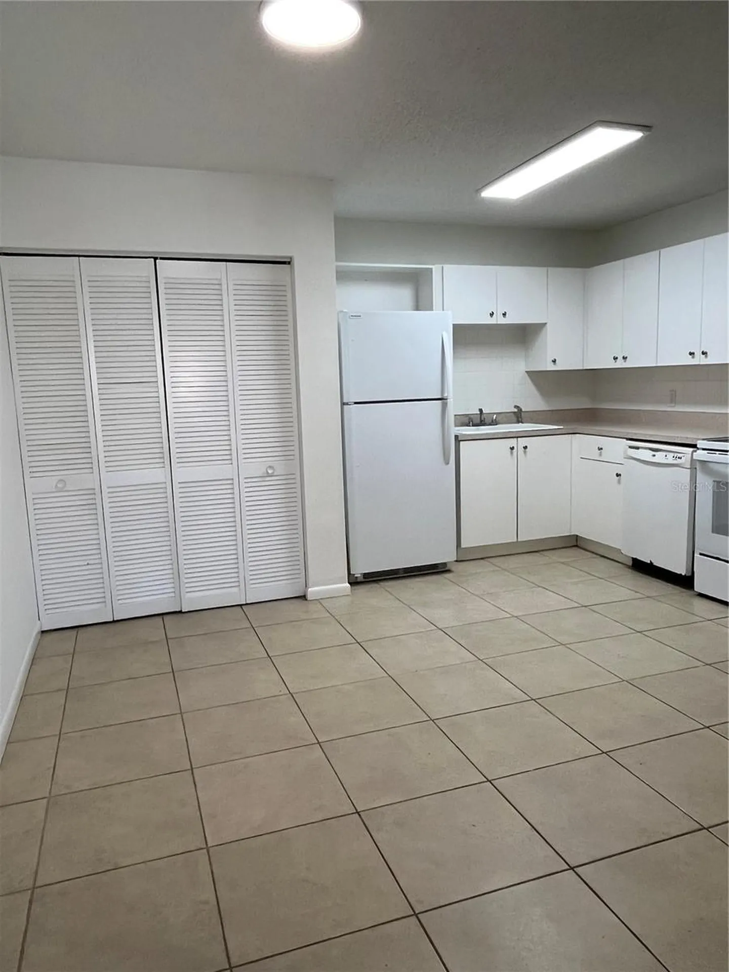 813 Hope Avenue New Smyrna Beach FL 32169