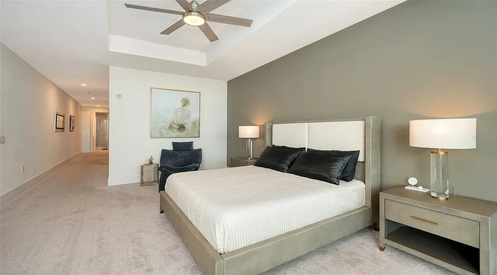 540 N Tamiami Trail Sarasota FL 34236