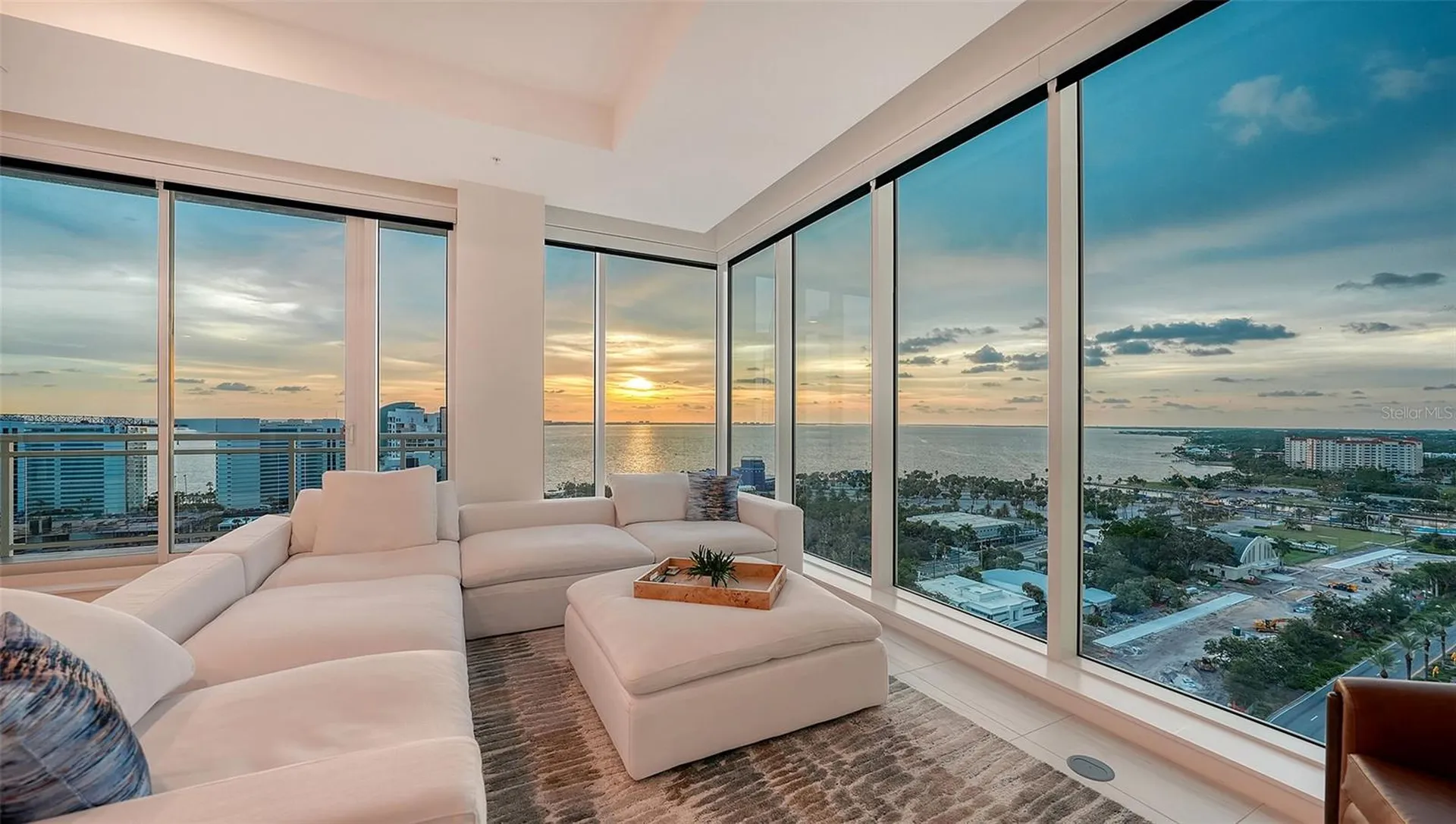 540 N Tamiami Trail Sarasota FL 34236