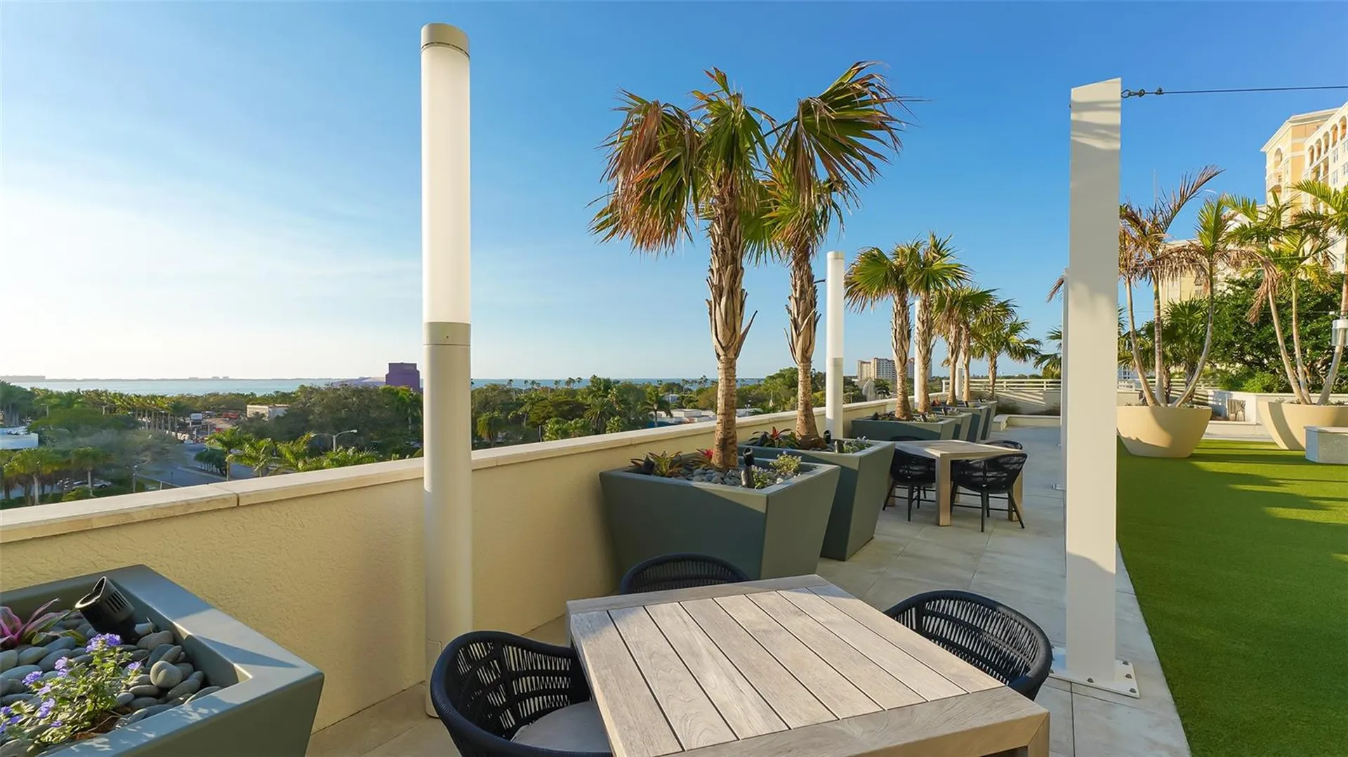 540 N Tamiami Trail Sarasota FL 34236