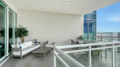 540 N Tamiami Trail Sarasota FL 34236