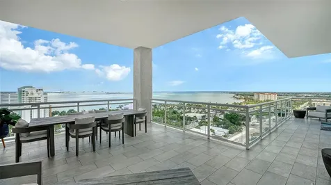 540 N Tamiami Trail Sarasota FL 34236