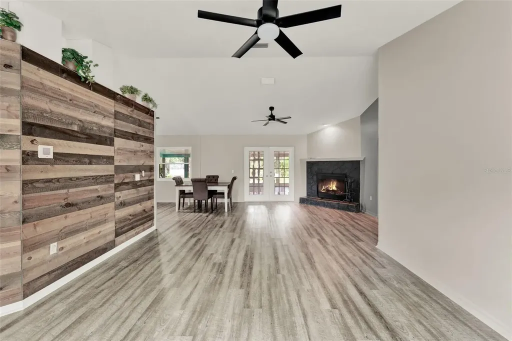 32645 Red Oak Drive Eustis FL 32736