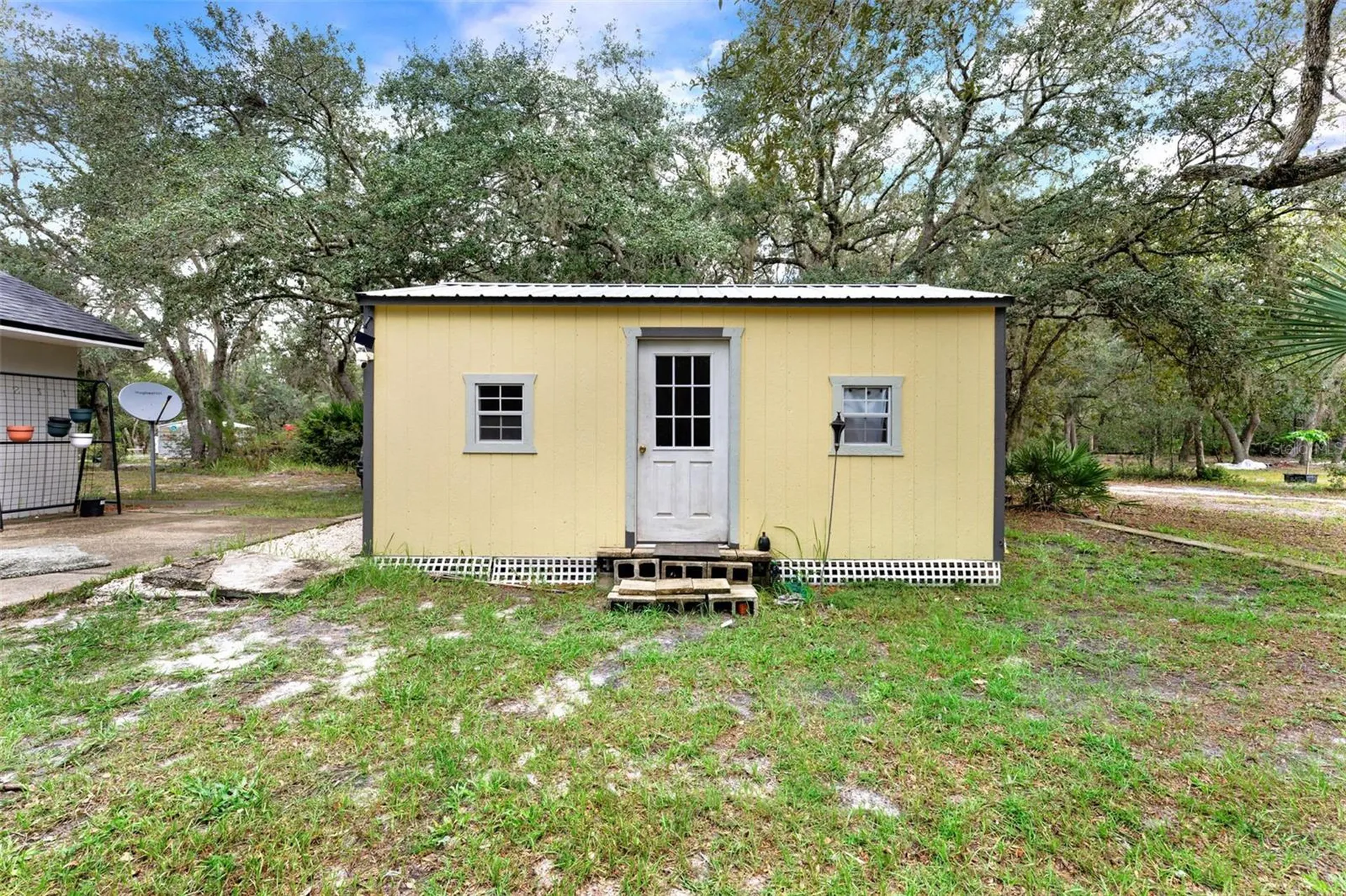 32645 Red Oak Drive Eustis FL 32736