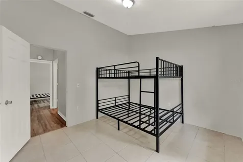 32645 Red Oak Drive Eustis FL 32736