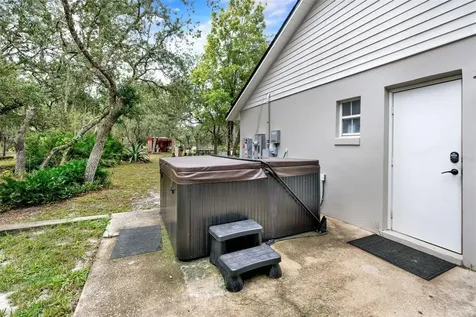 32645 Red Oak Drive Eustis FL 32736