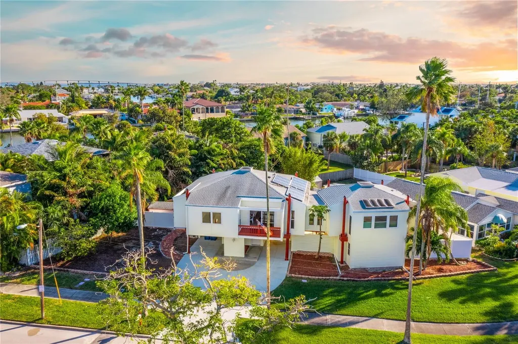 3250 E Debazan Avenue St Pete Beach FL 33706