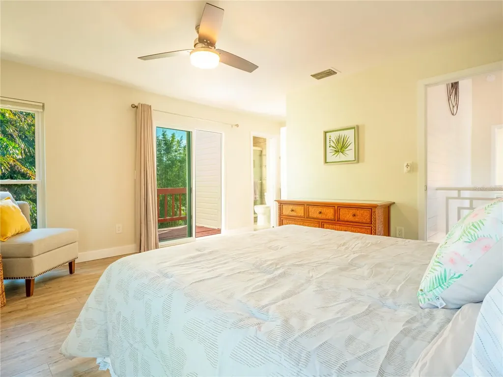 3250 E Debazan Avenue St Pete Beach FL 33706