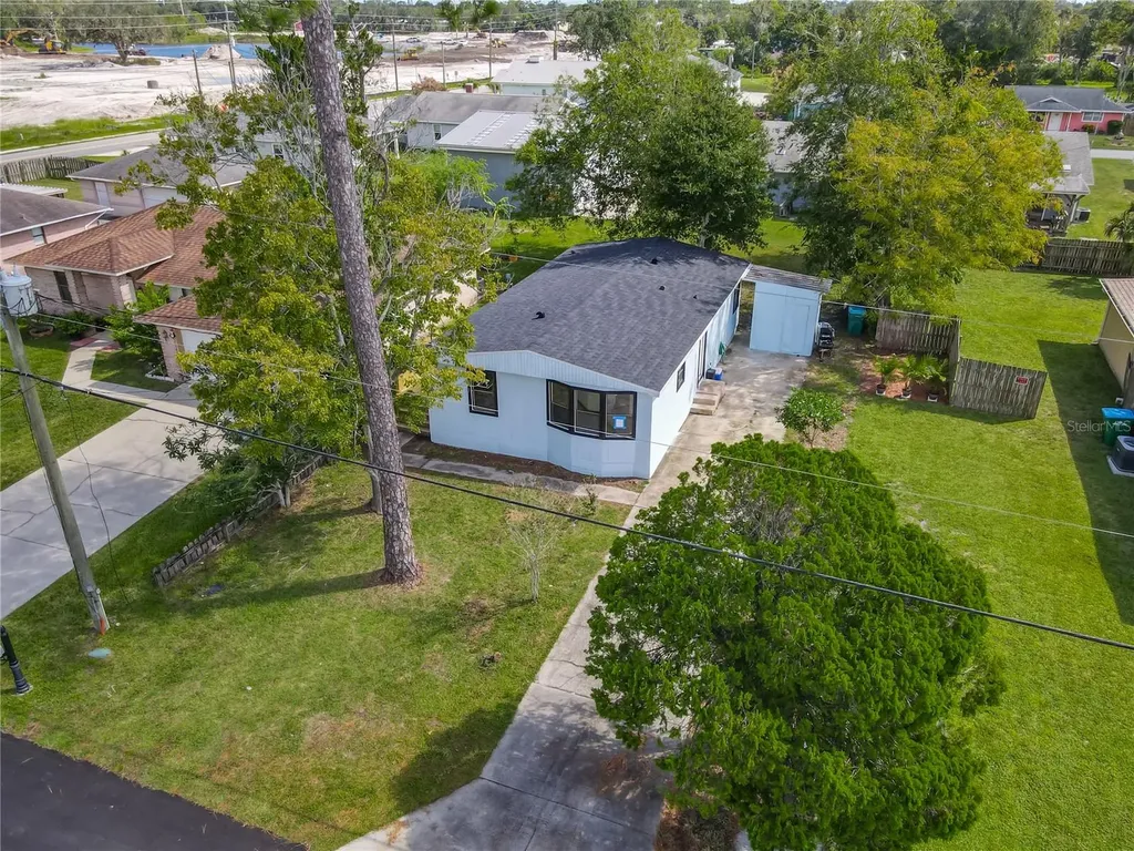 1585 Tuscaloosa Avenue Daytona Beach FL 32117