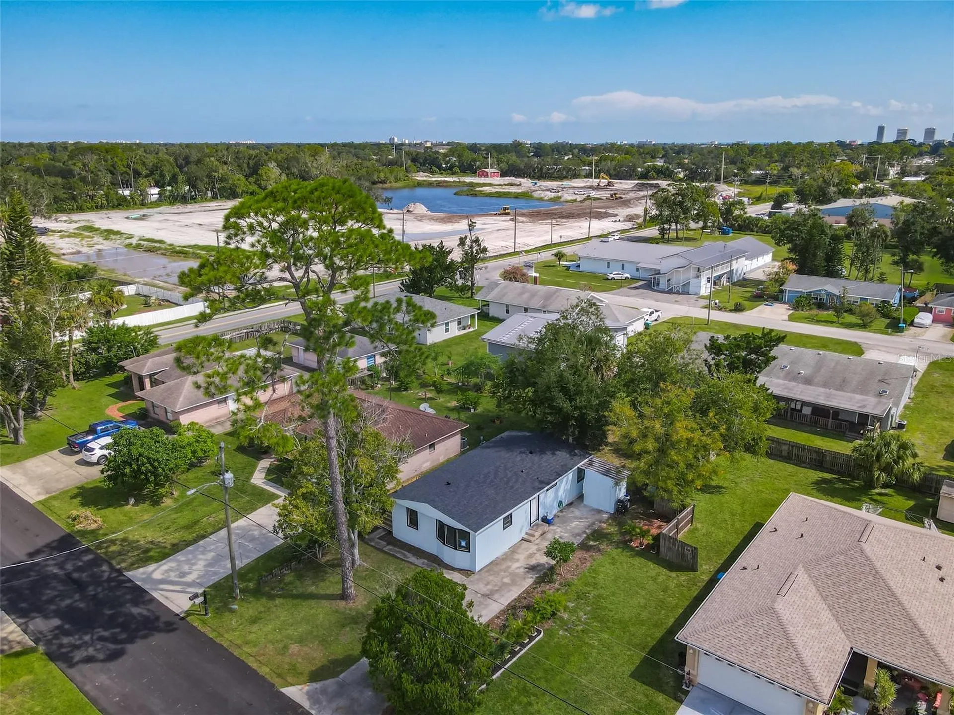 1585 Tuscaloosa Avenue Daytona Beach FL 32117