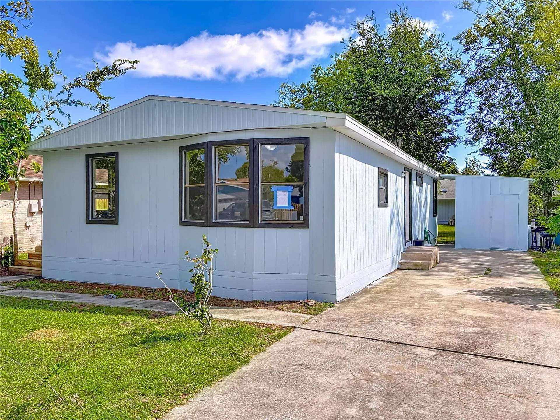1585 Tuscaloosa Avenue Daytona Beach FL 32117