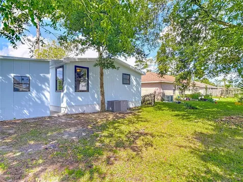 1585 Tuscaloosa Avenue Daytona Beach FL 32117