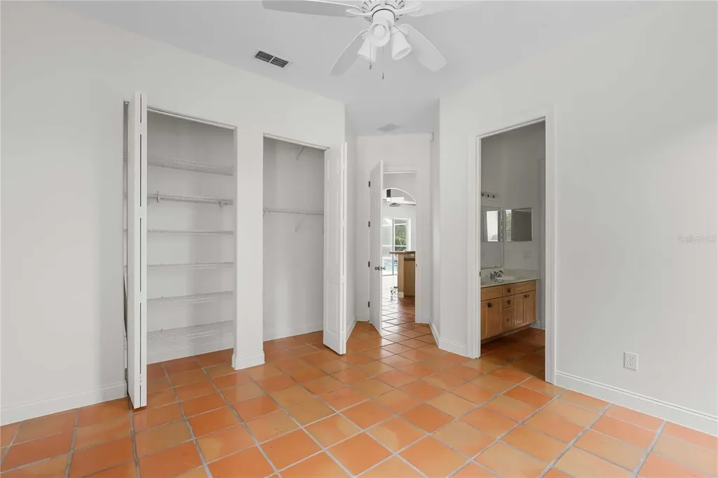 17401 S Highway 475 Summerfield FL 34491