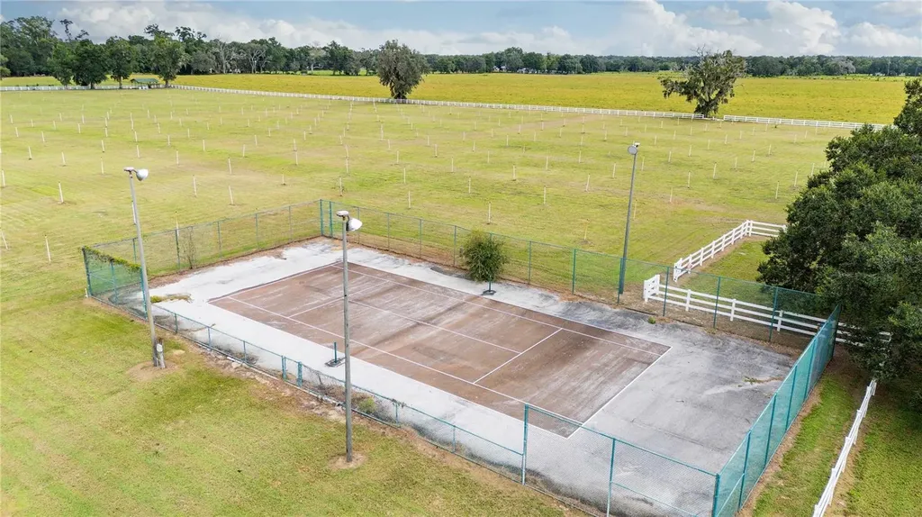 17401 S Highway 475 Summerfield FL 34491