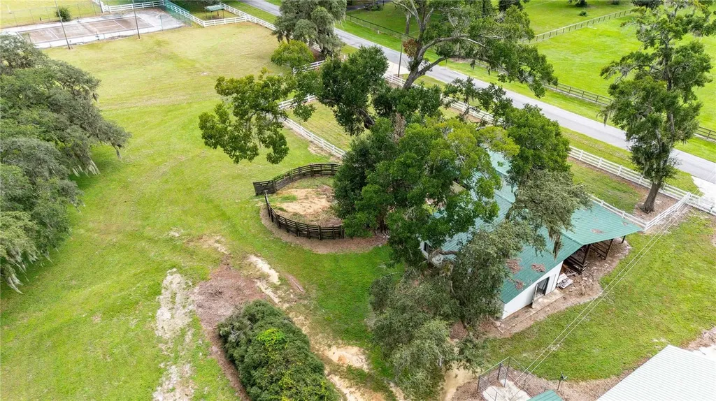 17401 S Highway 475 Summerfield FL 34491