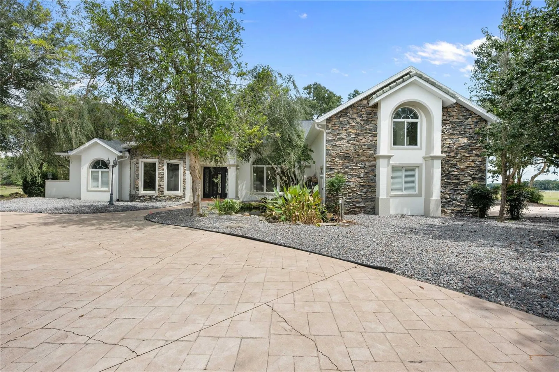17401 S Highway 475 Summerfield FL 34491