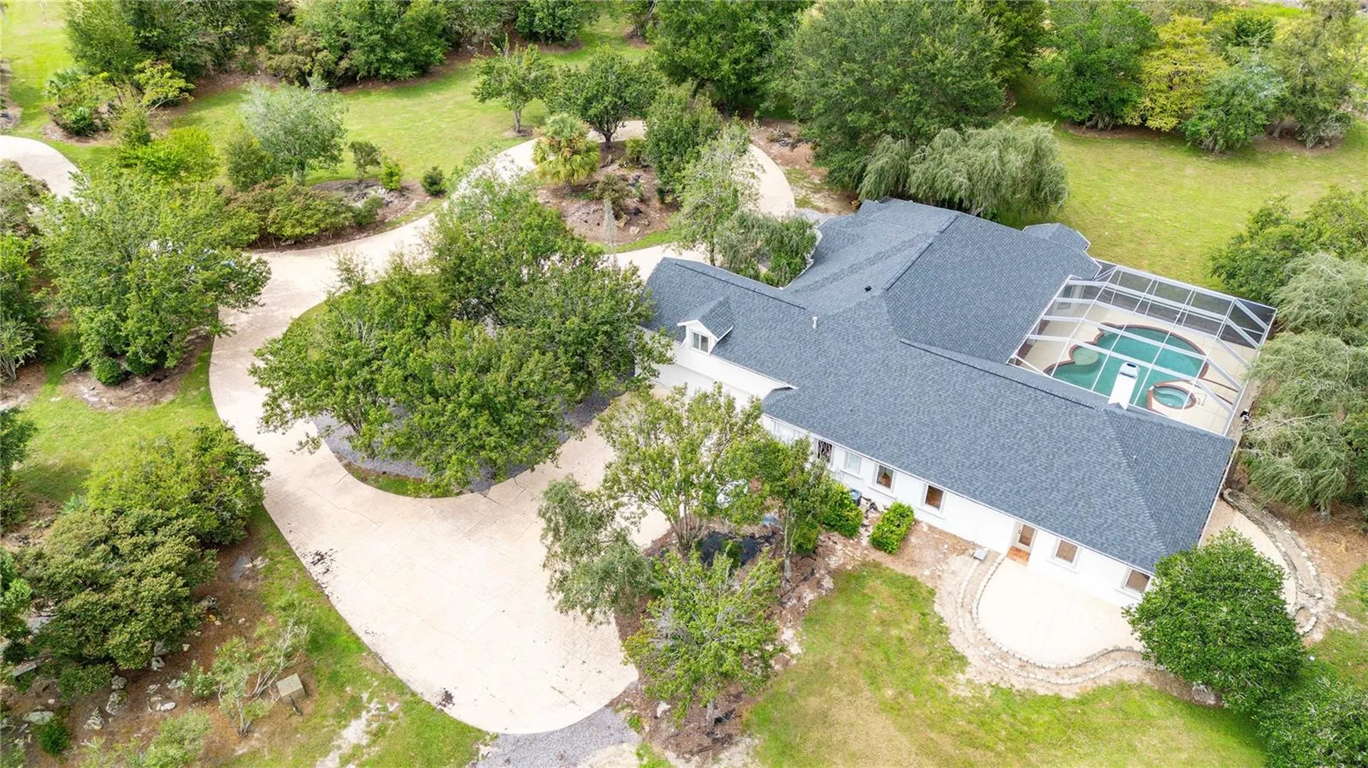 17401 S Highway 475 Summerfield FL 34491