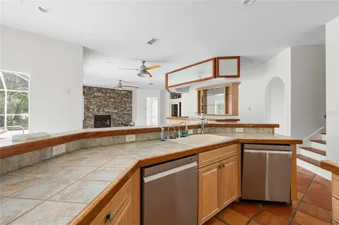 17401 S Highway 475 Summerfield FL 34491
