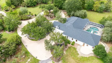 17401 S Highway 475 Summerfield FL 34491