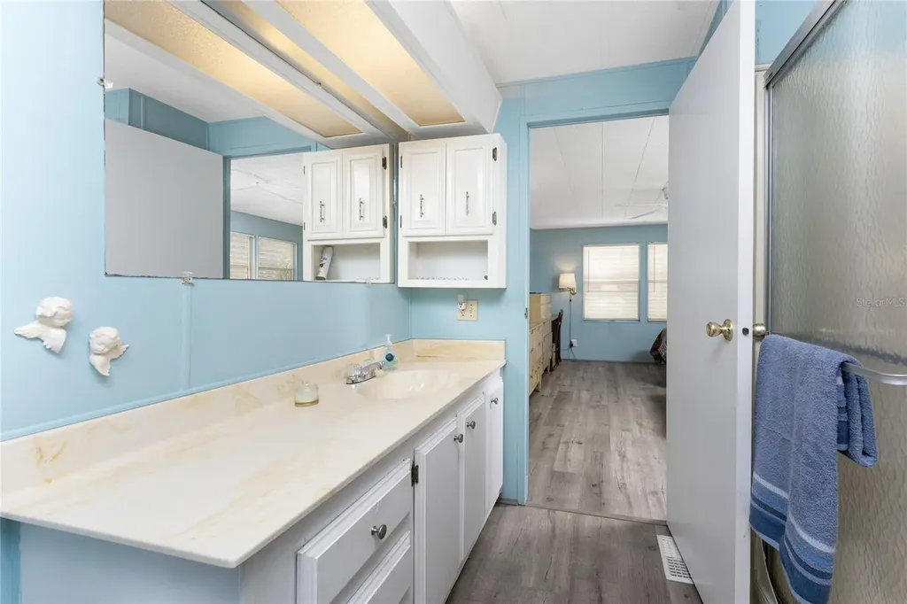 7 N Esplanade Street Englewood FL 34223