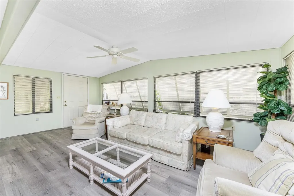 7 N Esplanade Street Englewood FL 34223