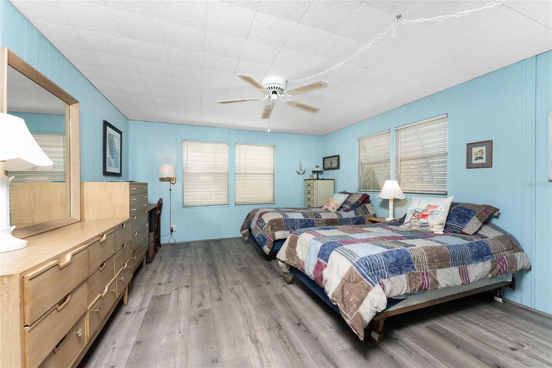 7 N Esplanade Street Englewood FL 34223