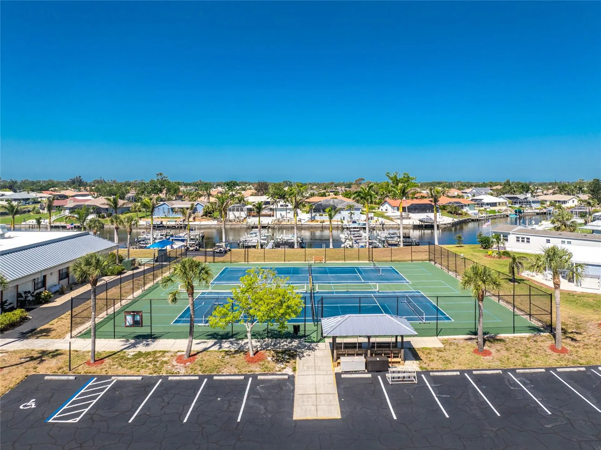 7 N Esplanade Street Englewood FL 34223
