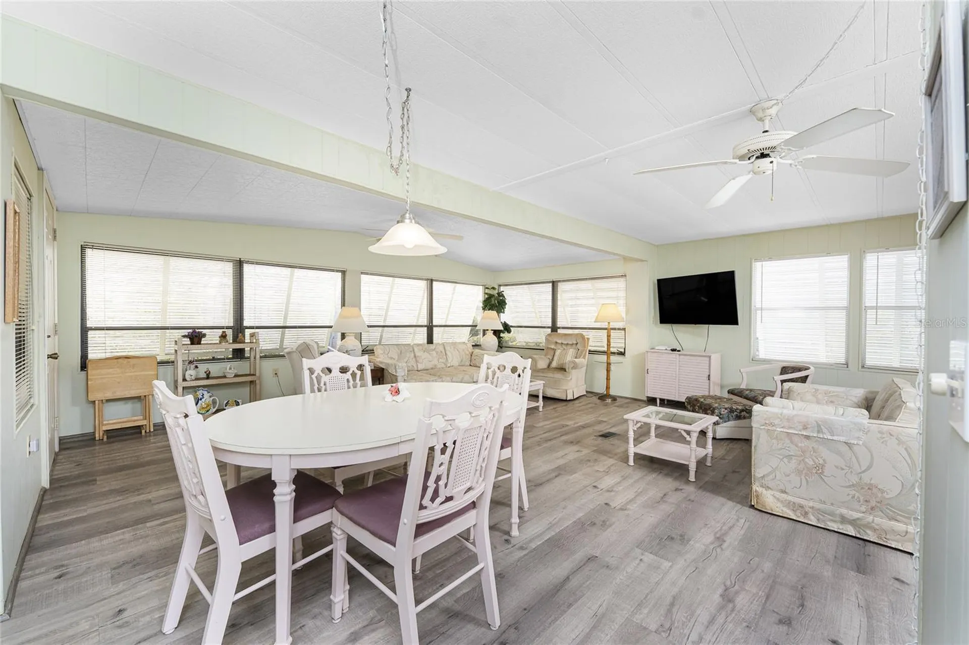 7 N Esplanade Street Englewood FL 34223