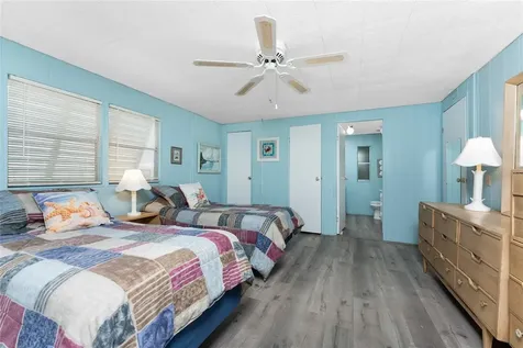 7 N Esplanade Street Englewood FL 34223