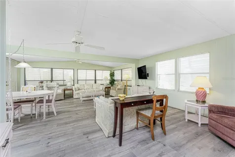 7 N Esplanade Street Englewood FL 34223