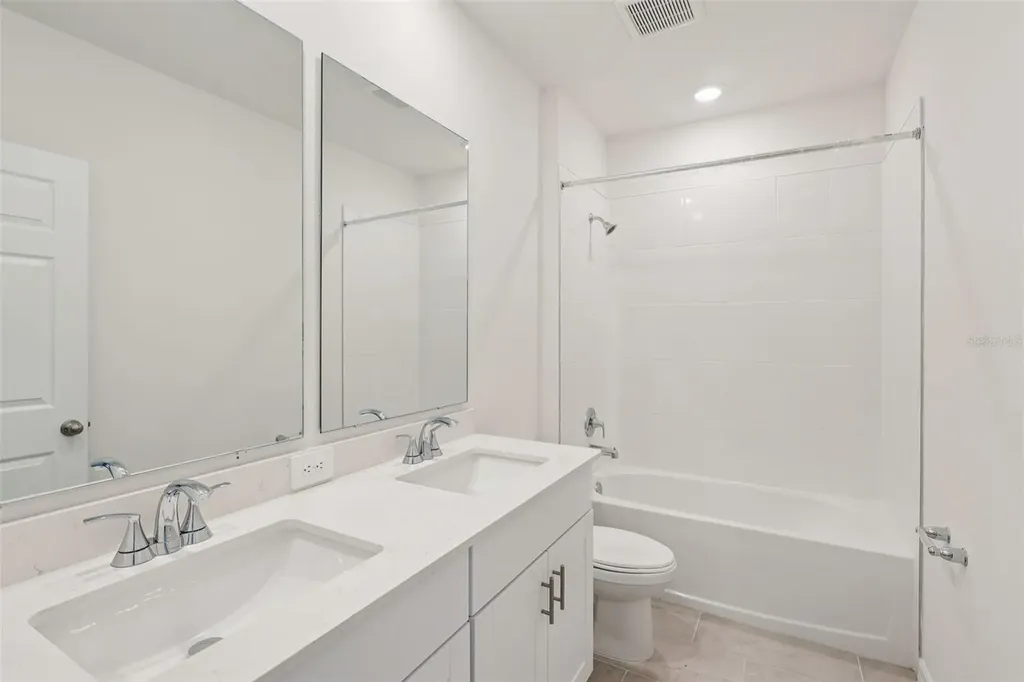 2867 Hornbill Drive St Cloud FL 34772